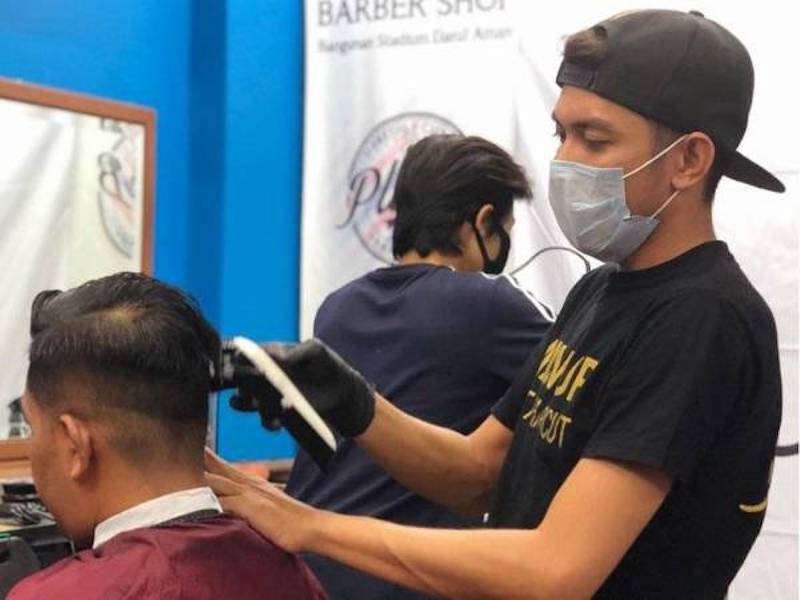 KP Kesihatan netizen saran tangguh operasi kedai  gunting  